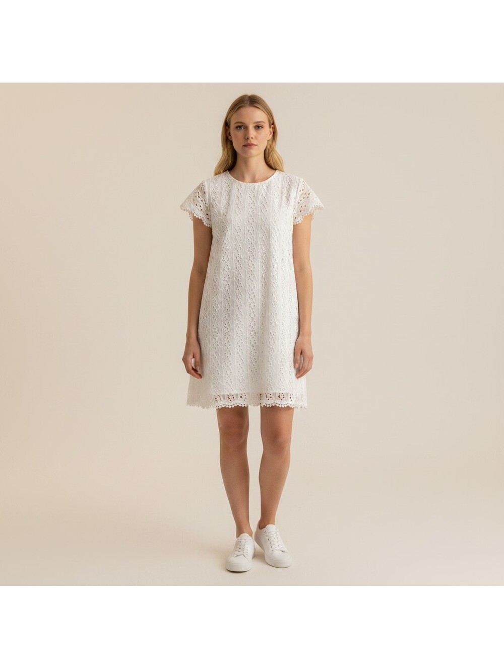 Roz & Ali Dress Women 14P Petite White Embroidered Shift Short Zipper Lined